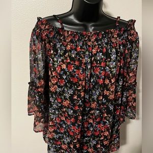 BCX Women’s Off-the-shoulder blouse, 3/4 sleeve. Black, floral pattern. Size L